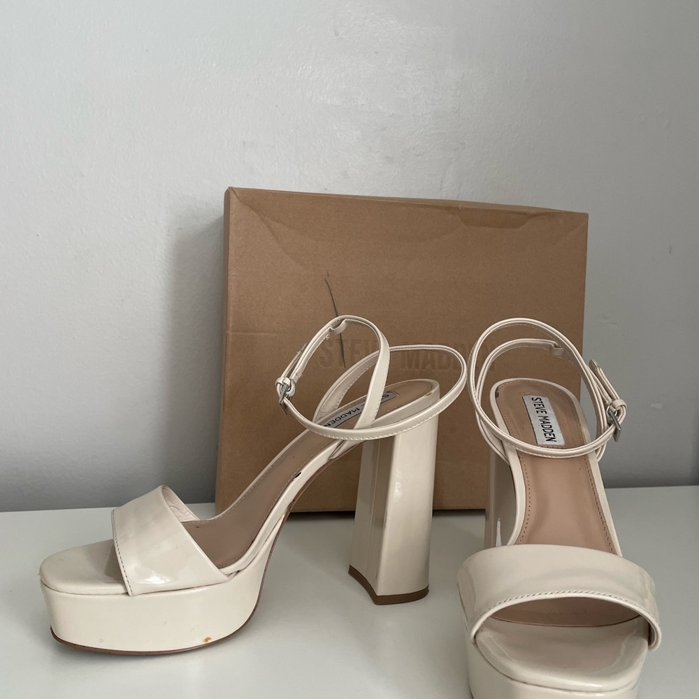 Steve Madden Cream Patent Block Heel Sandals with Ankle Strap - Picture 2 of 9